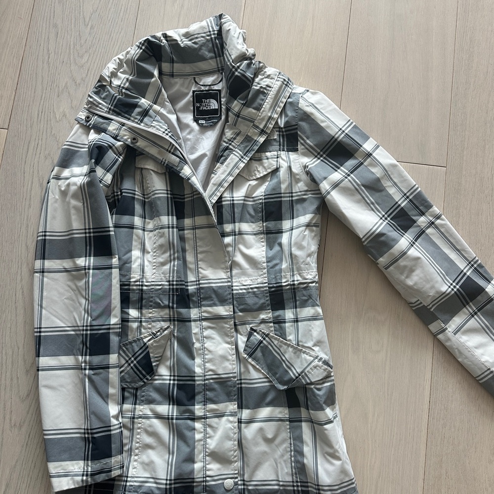 The North Face Gray and White Trench Coat